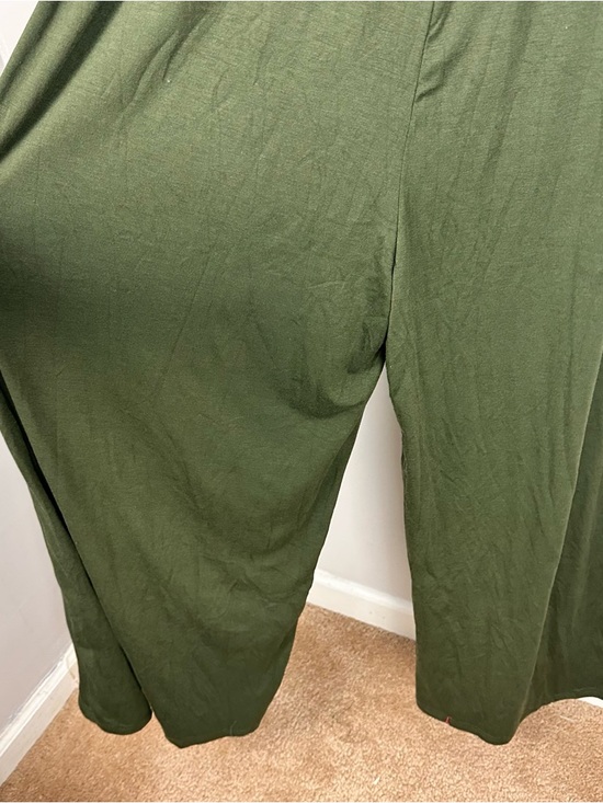Olive Square Neck Smocked Bodice Wide Leg Jumpsuit XL NWT Vacation Travel Boho - Picture 9 of 11